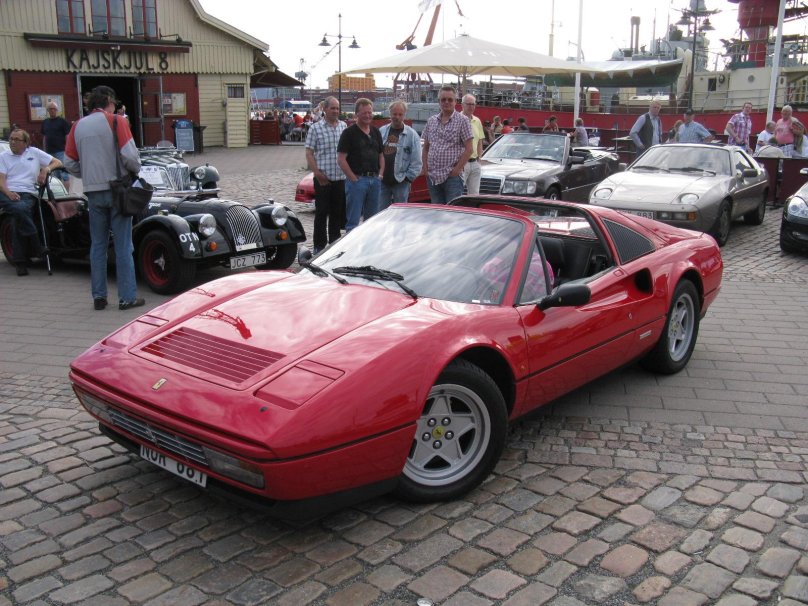 Ferrari 328 GTS Джона Кармака.