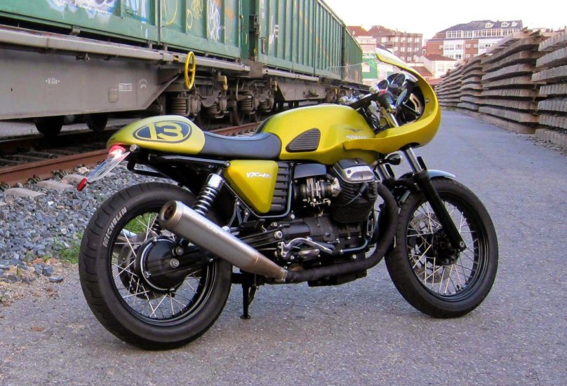 Moto Guzzi v7 Cafe Racer
