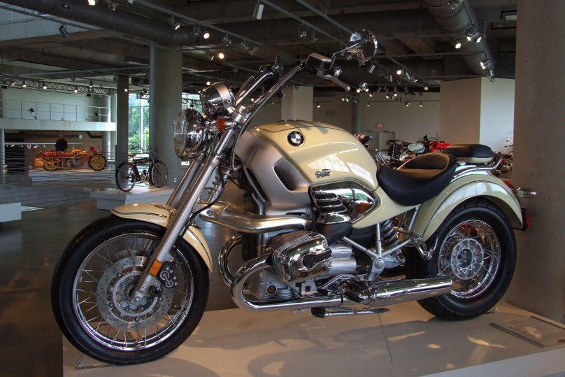 Мотоцикл BMW r1200c