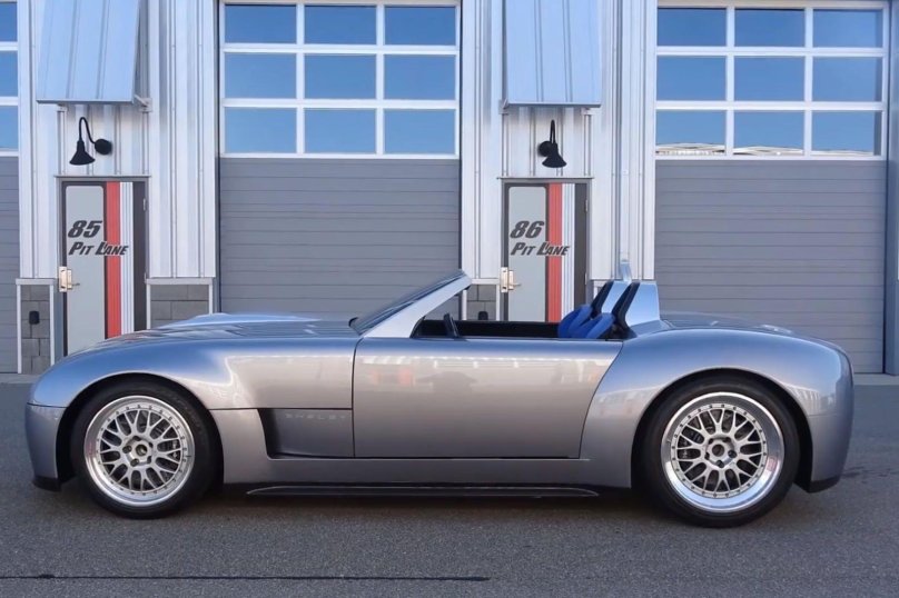 Ford Shelby Cobra Concept 2004