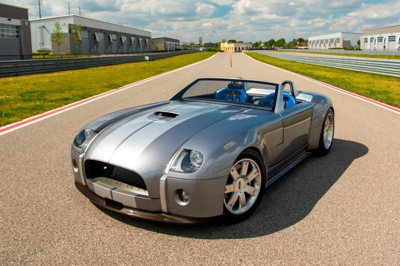 Ford Shelby Cobra 2004
