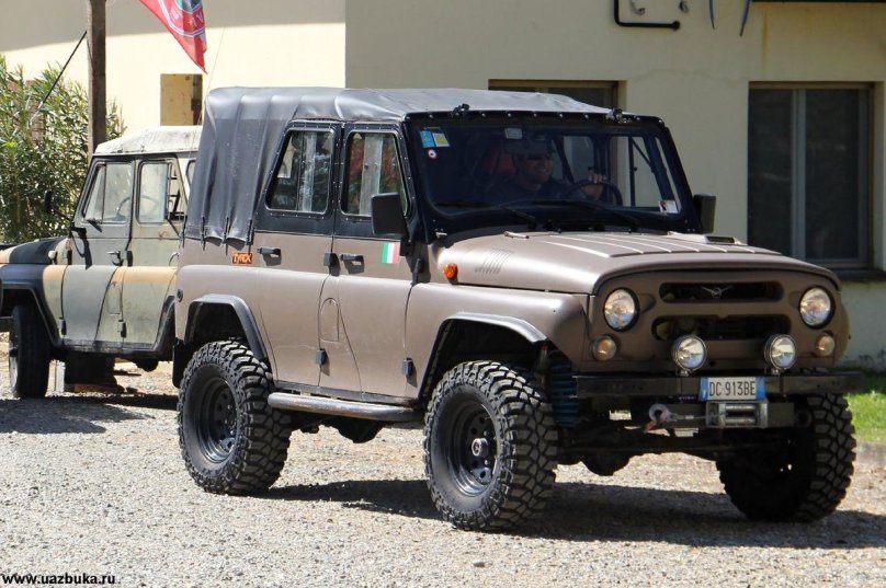 Итальянский УАЗ 469