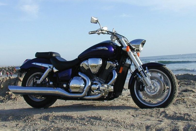 Мотоцикл Honda VTX 1800