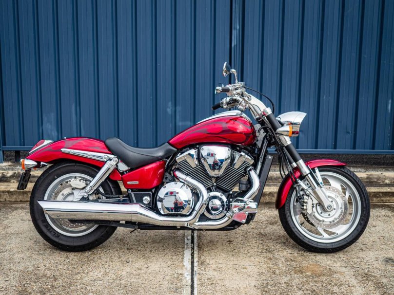 Мотоцикл Honda VTX 1800