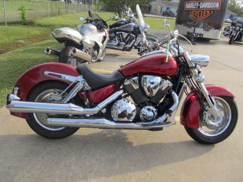 Хонда VTX 1800n