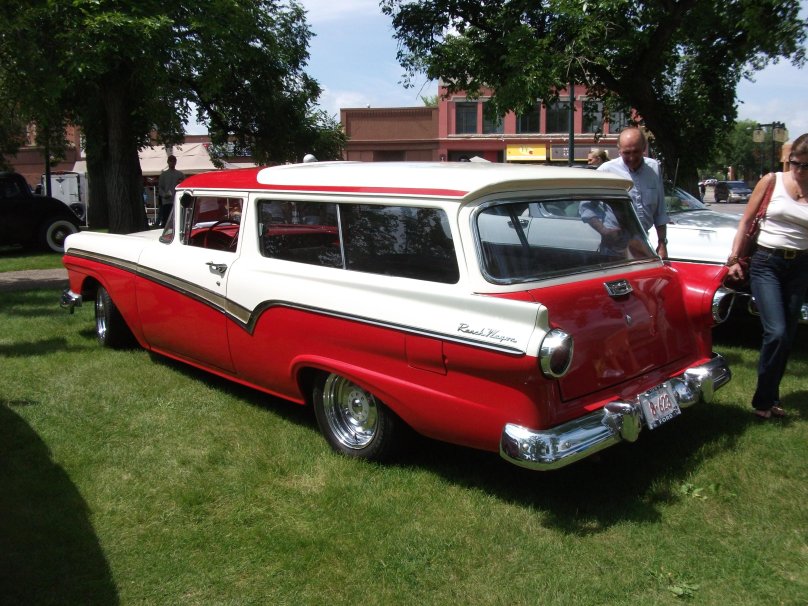 Ford Ranch Wagon 1957