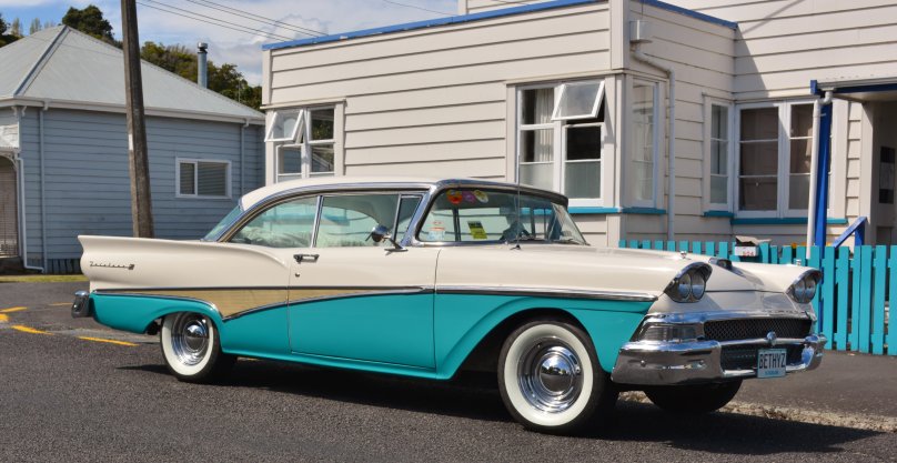 Ford Fairlane 1958