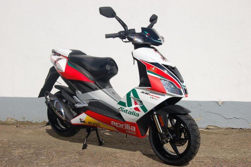 Априлия ср 50