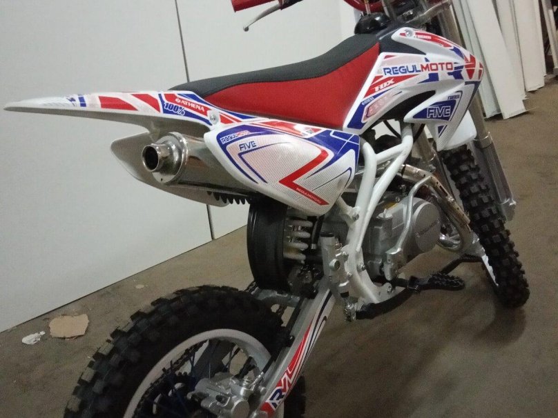 Регулмото 125 питбайк Файв 2019