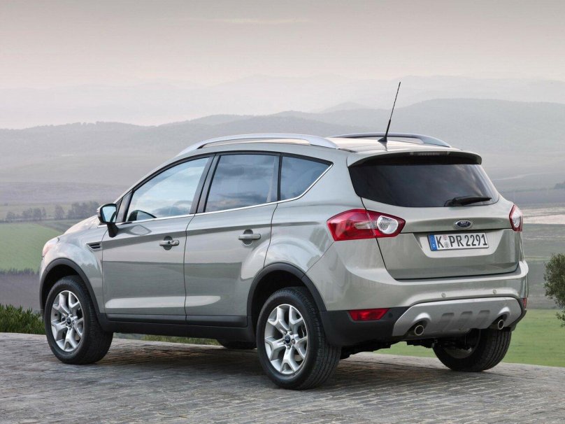 Форд Куга 1 поколение