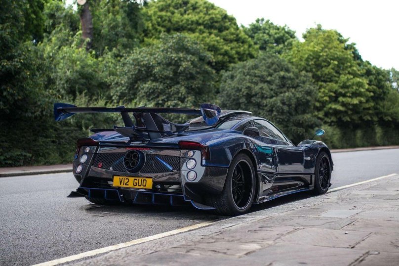 Пагани зонда 760