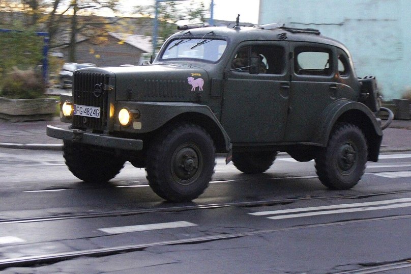 Армейский Volvo tp21 Sugga