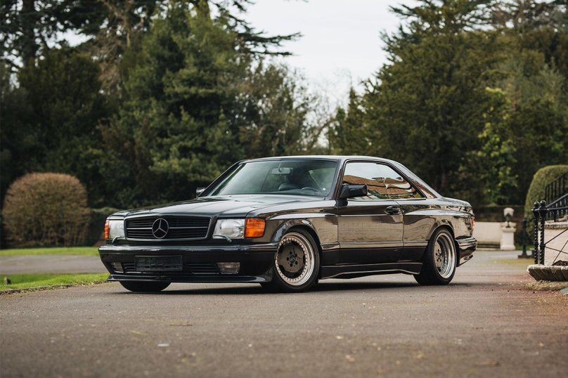 Mercedes-Benz 560 sec AMG