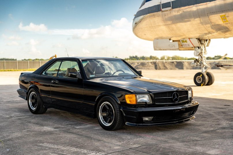 Mercedes Benz 560 sec