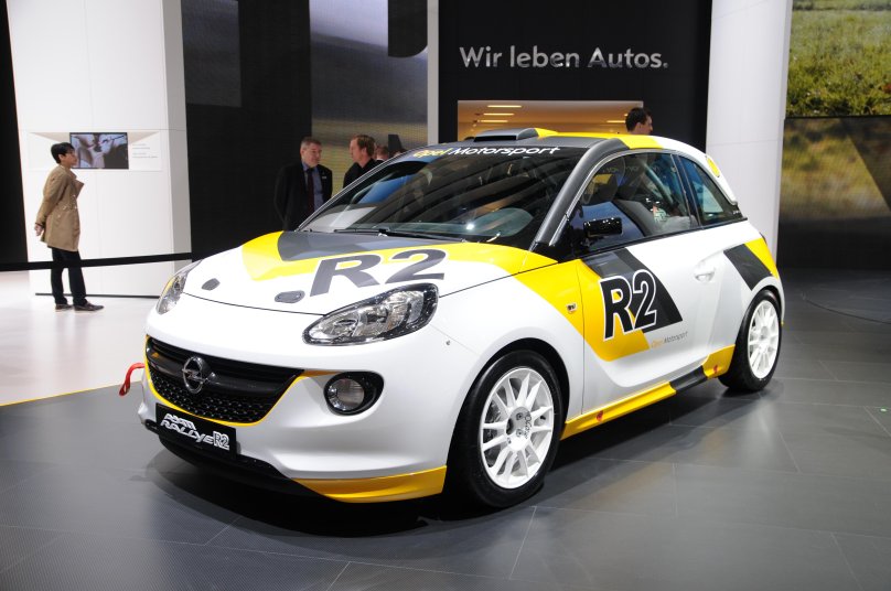 Opel Adam 2013