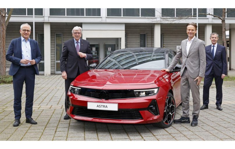 Новый Опель Астра 2022