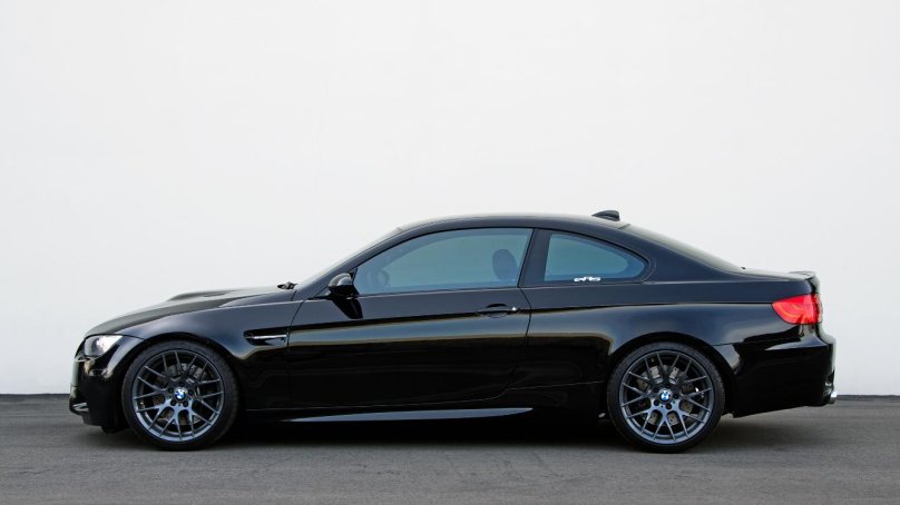 БМВ е92 черная