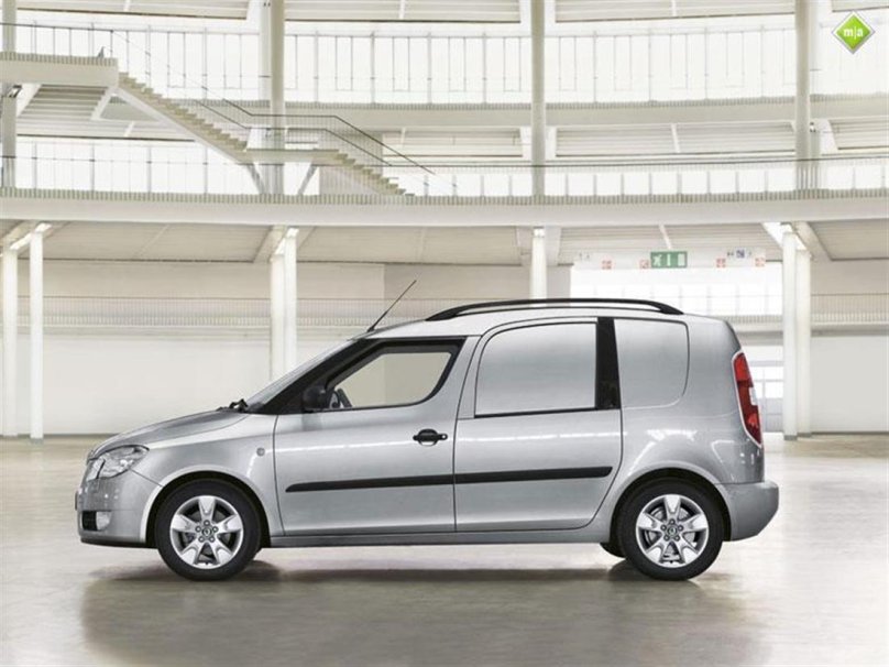 Шкода каблук Румстер