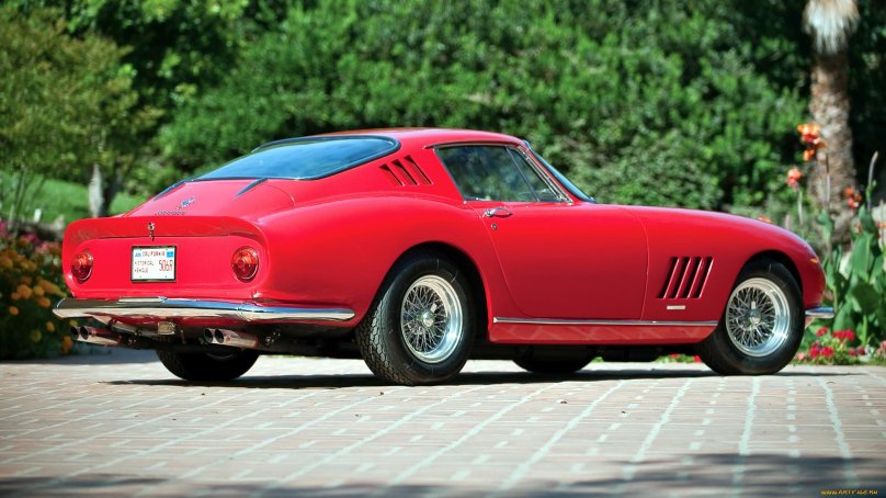 1967 Ferrari 275 GTB 4 Berlinetta.