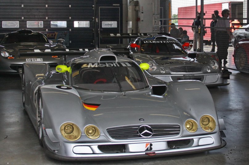 Mercedes-Benz CLK GTR gt1