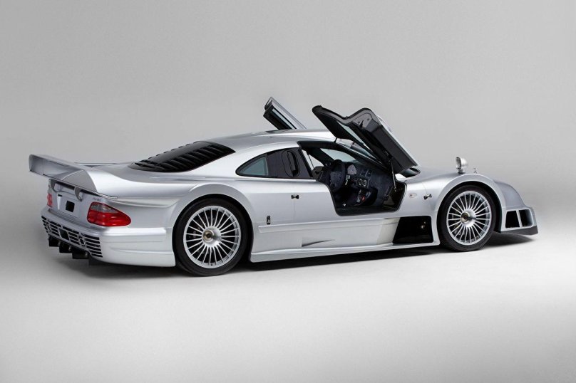 1998 Mercedes-Benz AMG CLK GTR