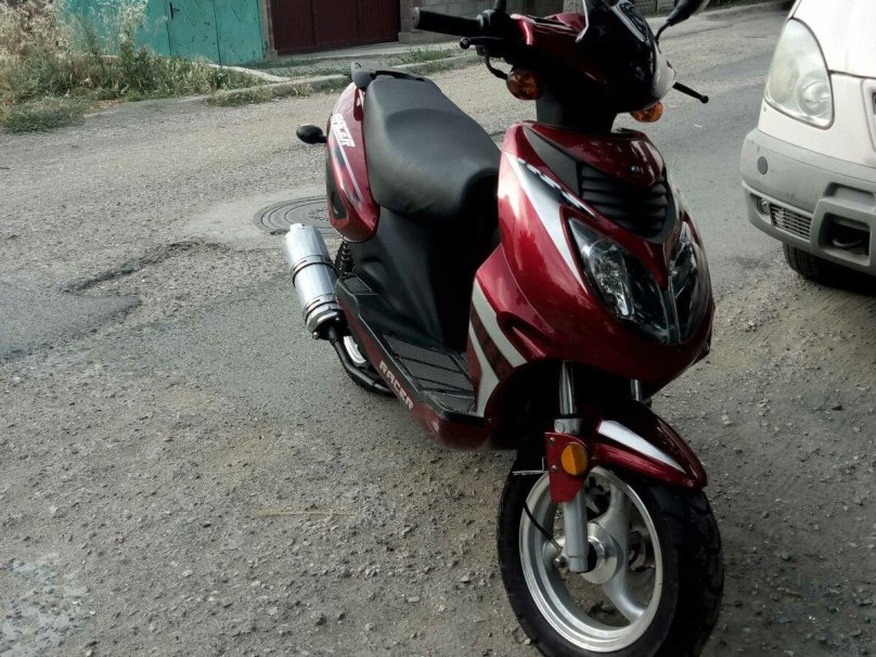 Скутер рейсер Лупус