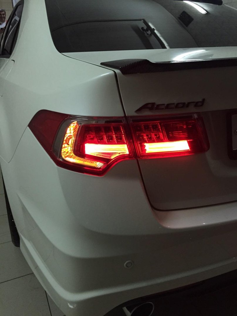 Фонари задние Honda Accord Spirior