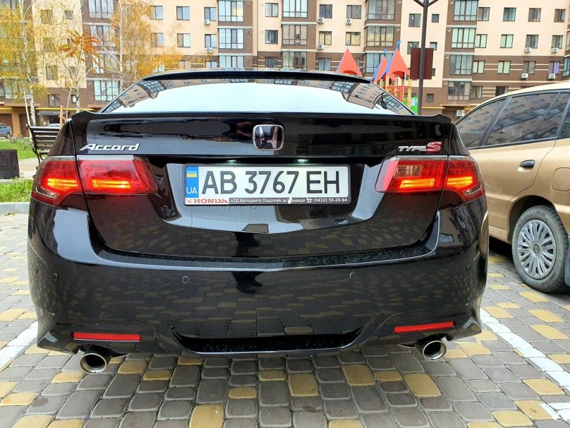 Задняя оптика Accord 8