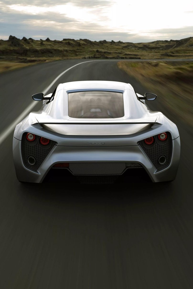 Zenvo st1