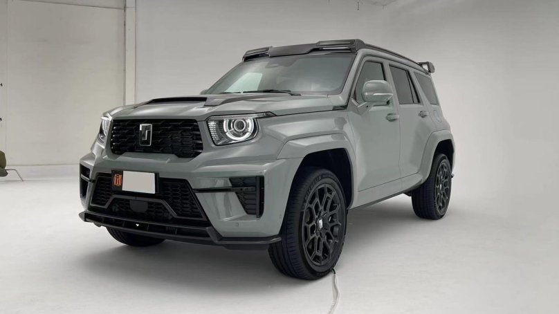 Внедорожник Tank 700 hi4-t