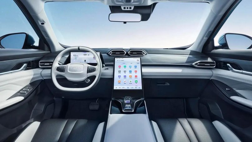 Voyah седан 2023