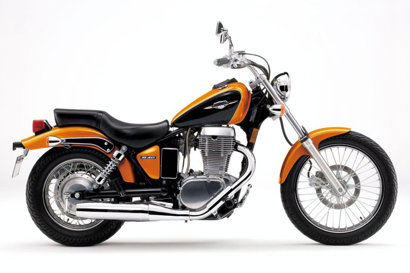 Suzuki Boulevard s40