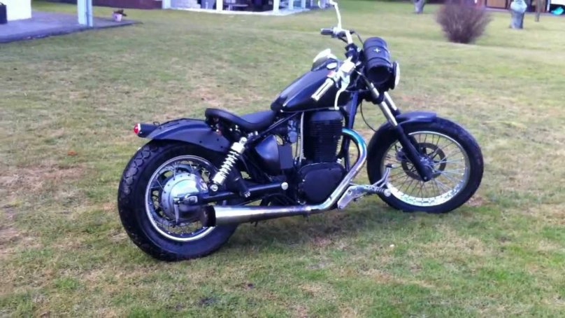 Suzuki Savage 400 Bobber