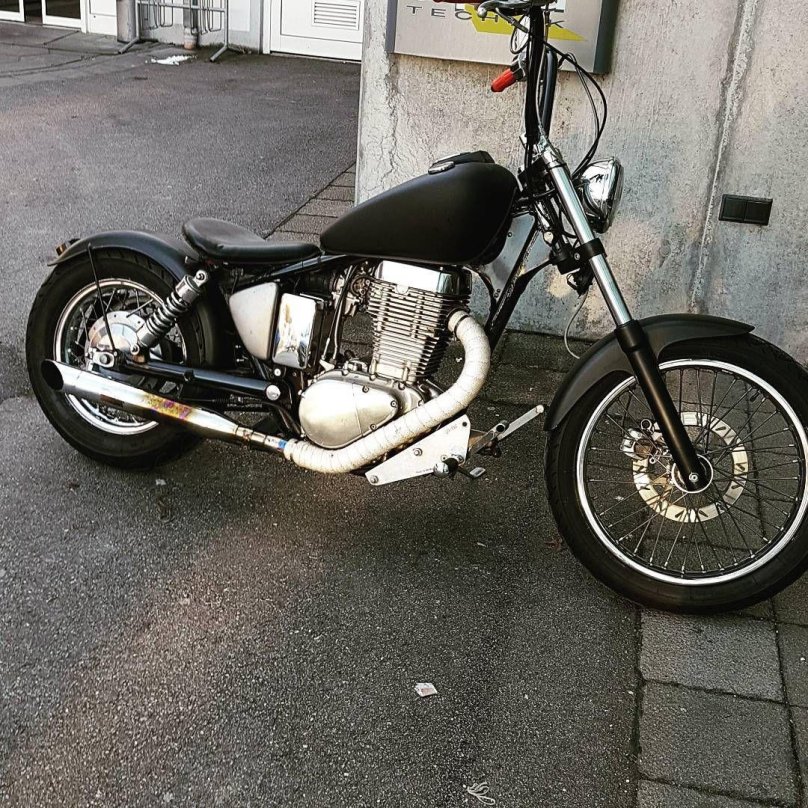 Suzuki Savage 400 Bobber