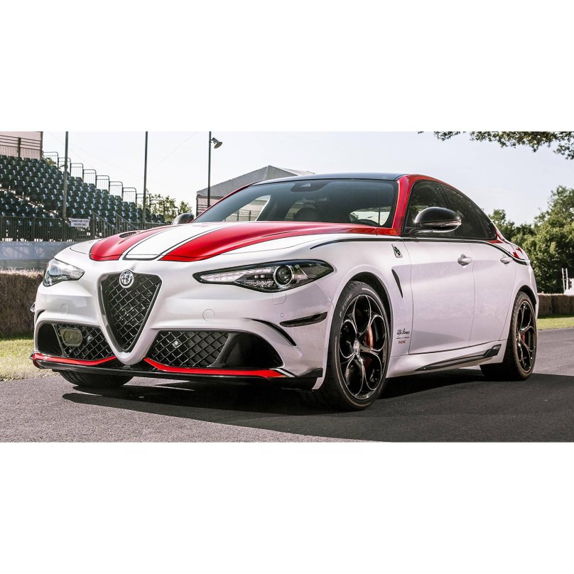 Альфа Ромео Giulia Quadrifoglio
