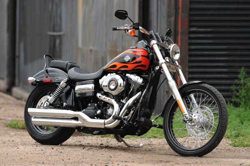 Харлей Дэвидсон Dyna wide Glide