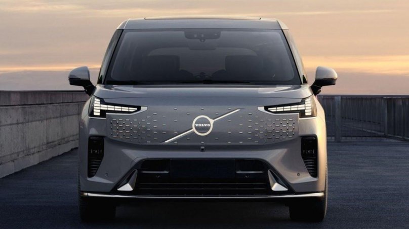 Вольво минивэн 2023