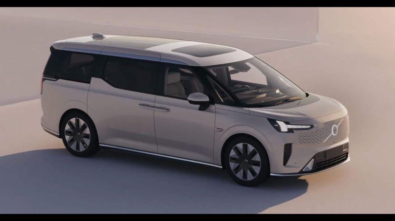 Volvo минивэн em90