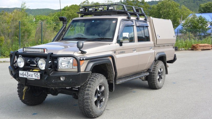 Toyota Land Cruiser 79 Pickup