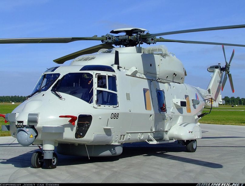 Военный вертолет Еврокоптер nh90 NFH