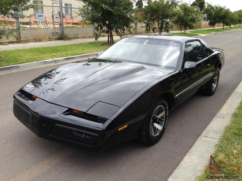 Pontiac Firebird 1982