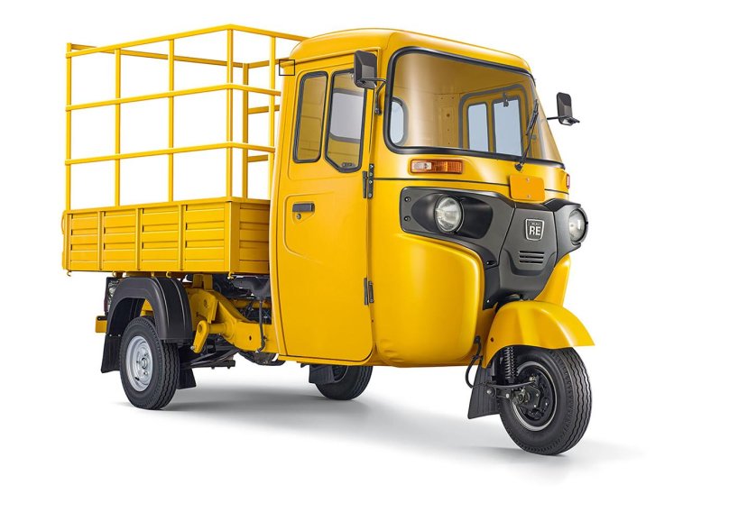 Трицикл Bajaj maxima