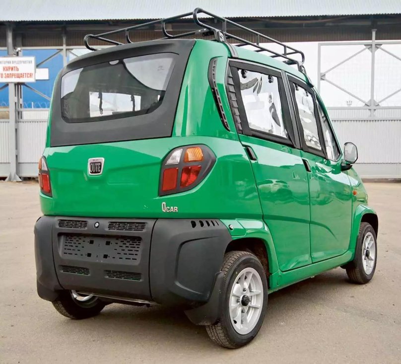 Bajaj Qute 2021