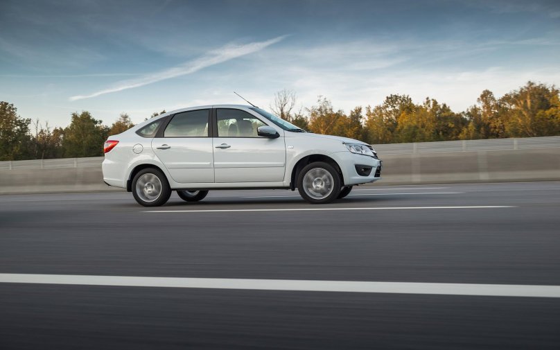 Лада Гранта лифтбэк 2014