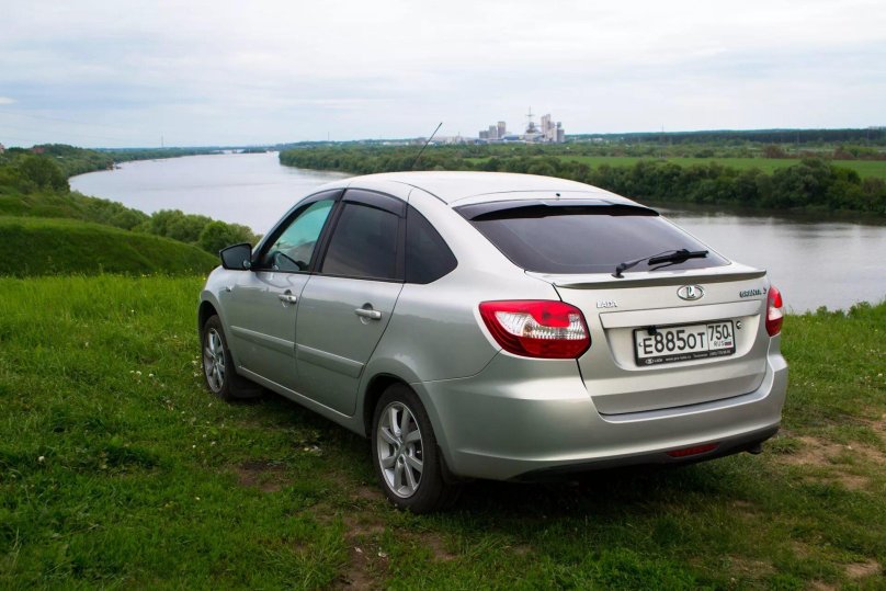 Лада Гранта лифтбек