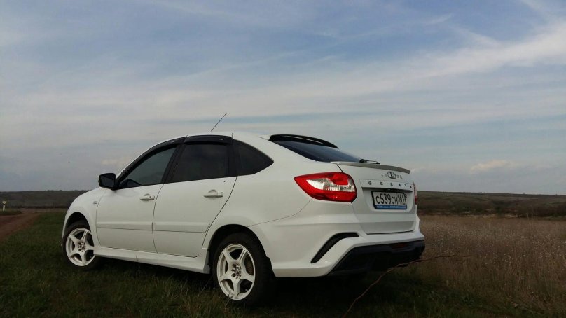 Лада Гранта лифтбек