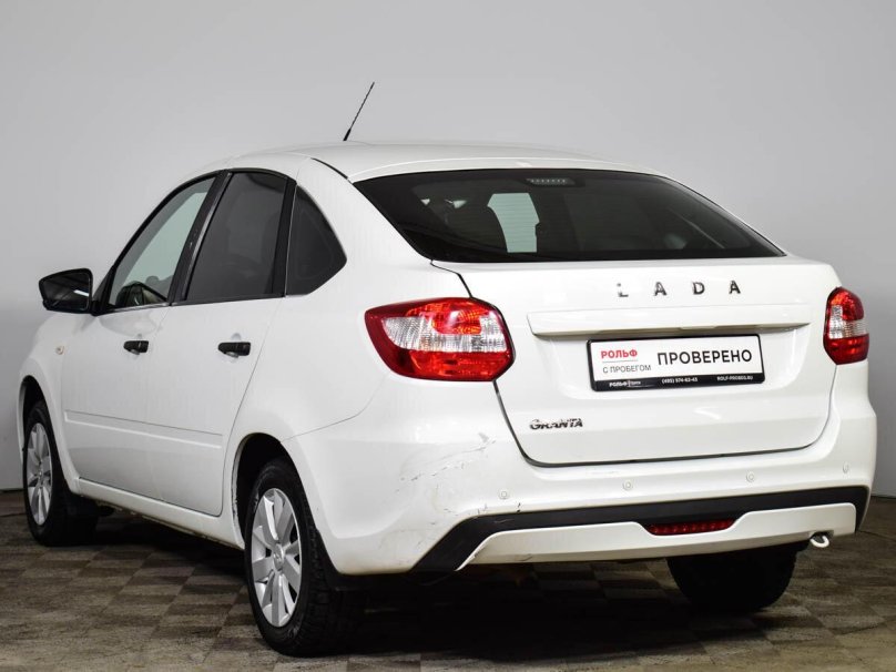 Гранта 1 Рестайлинг