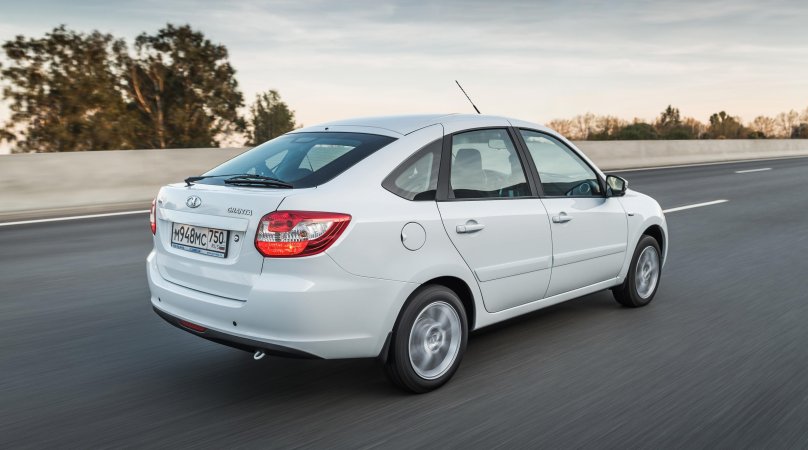 Lada Гранта лифтбек