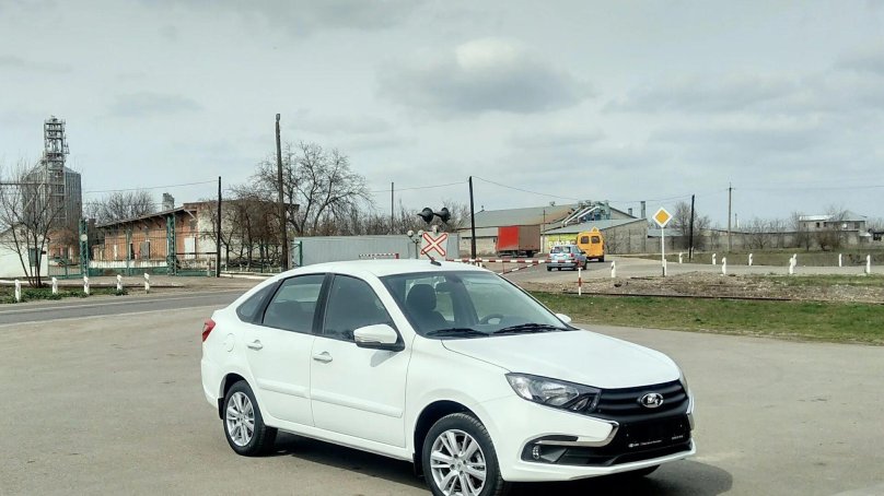 Лада Гранта фл лифтбэк