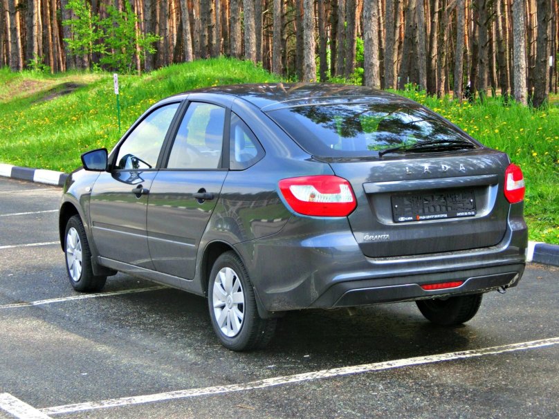 Гранта фл лифтбек